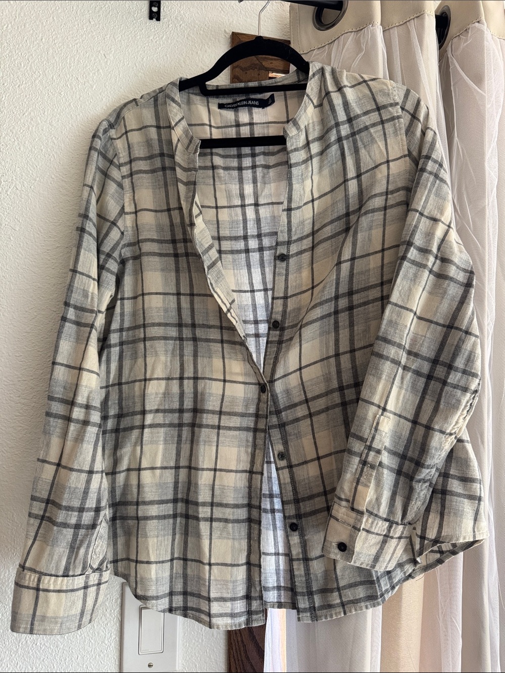 Madewell Soft Plaid Collarless Shirt in Cream & Gray